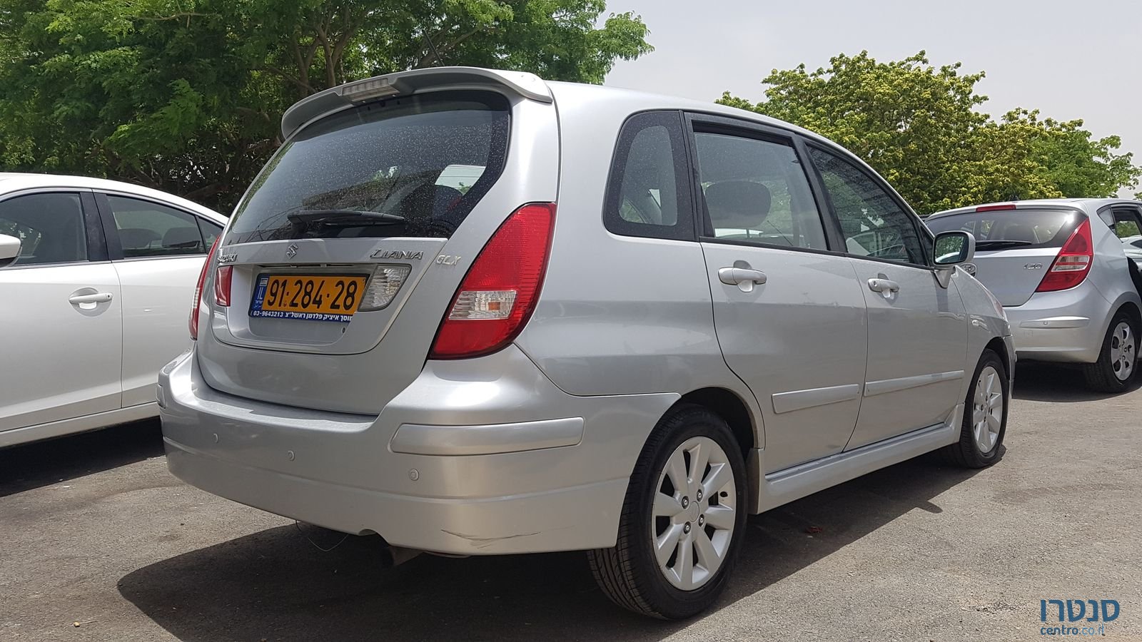 2005' Suzuki Liana photo #3