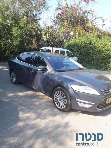 2012' Ford Mondeo photo #1