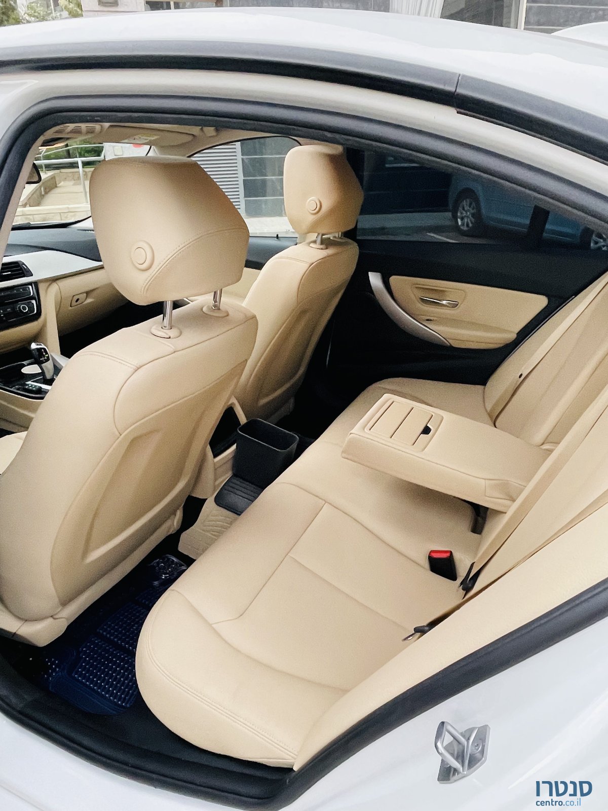 2018' BMW 318 ב.מ.וו photo #2