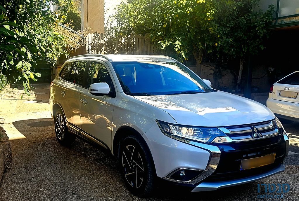 2018' Mitsubishi Outlander מיצובישי אאוטלנדר photo #1