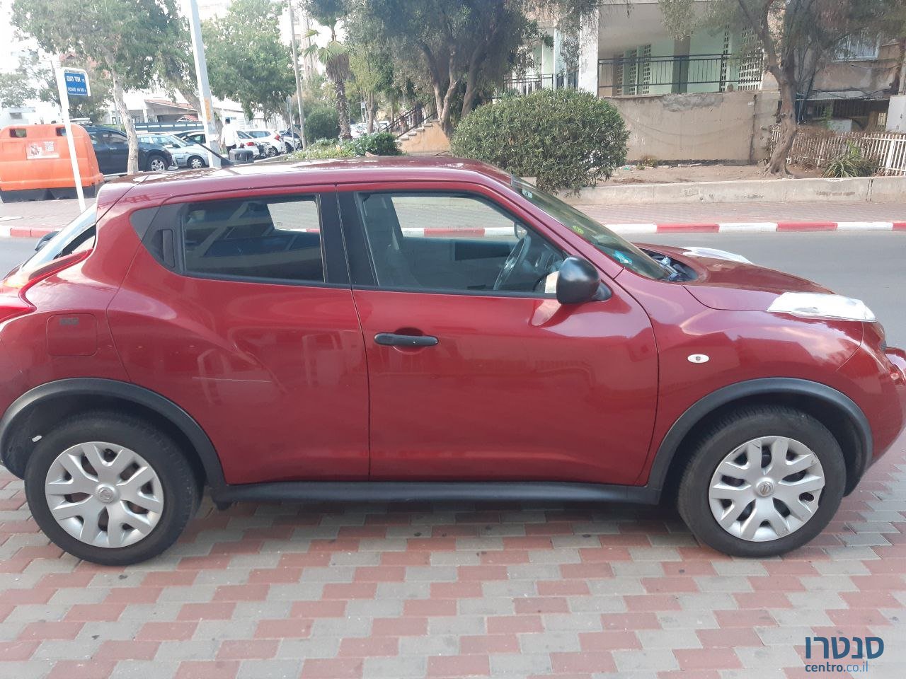 2013' Nissan Juke photo #1