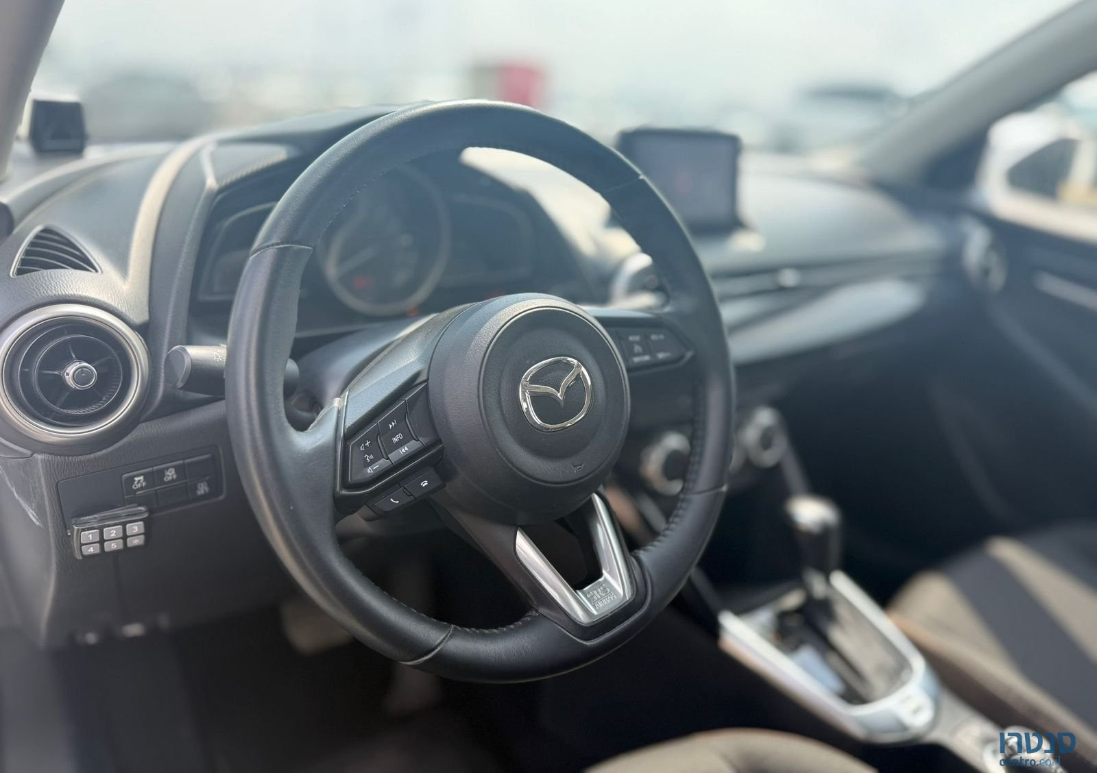 2023' Mazda 2 מאזדה photo #2