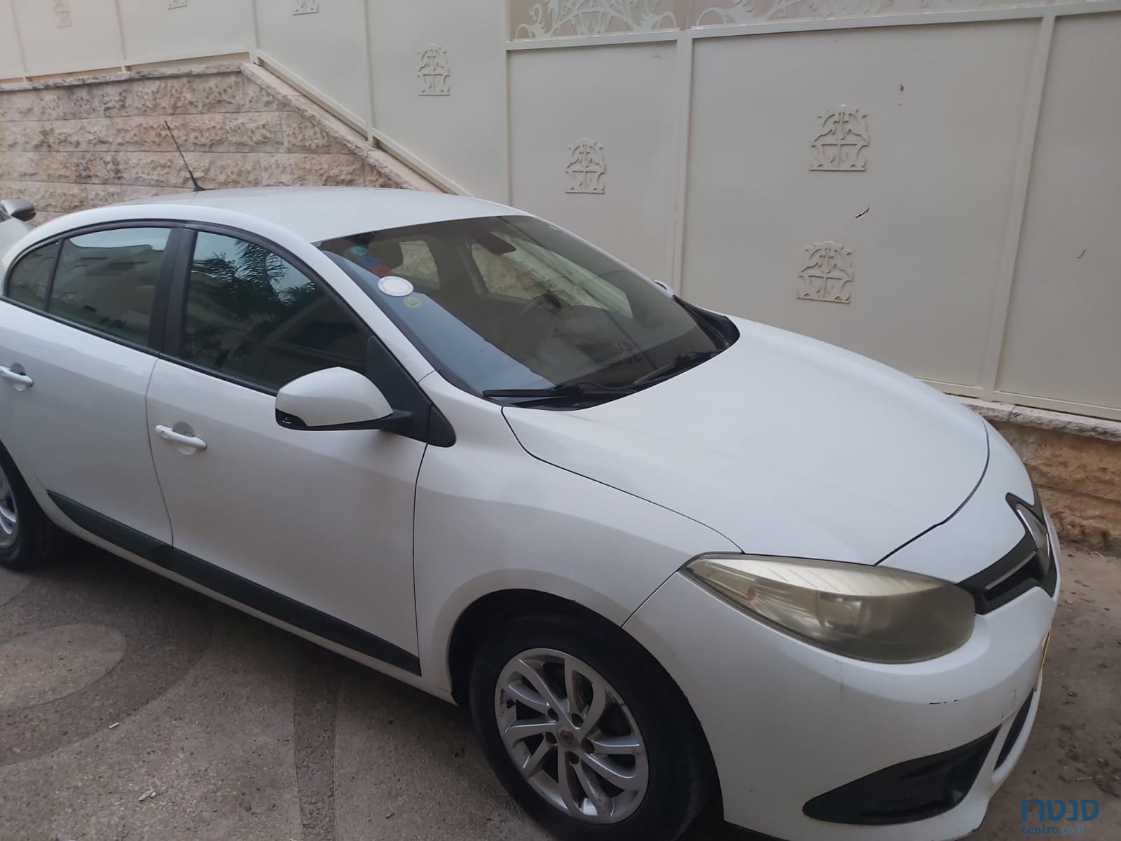 2014' Renault Fluence AMBIANCE photo #2