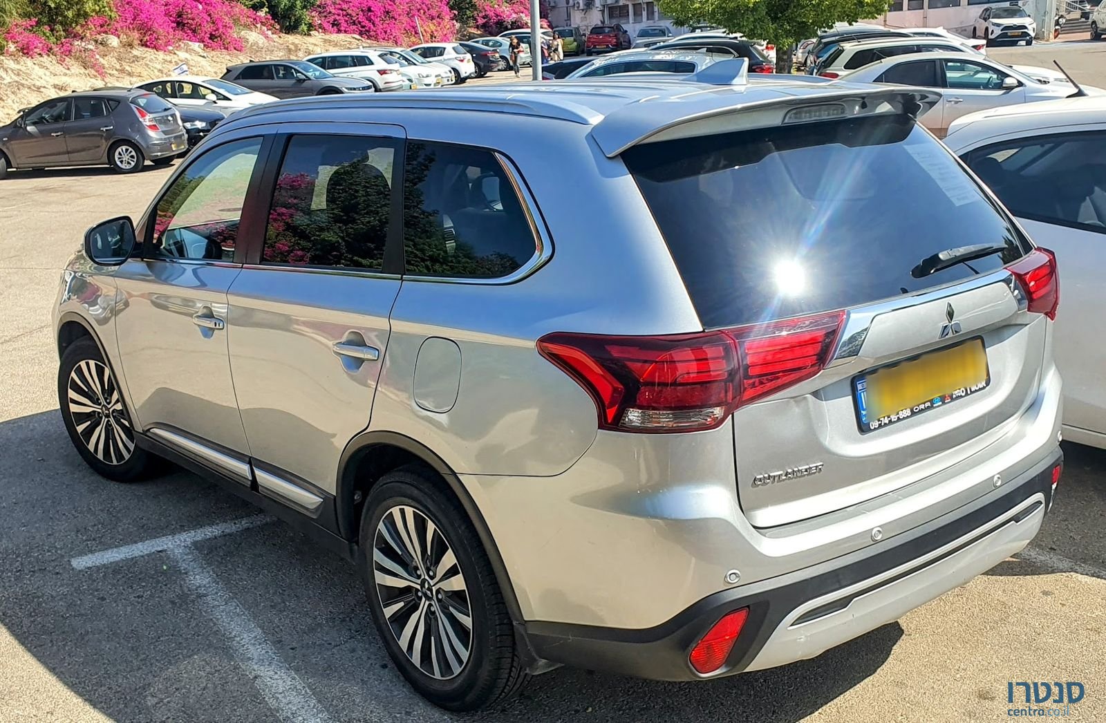 2020' Mitsubishi Outlander מיצובישי אאוטלנדר photo #1