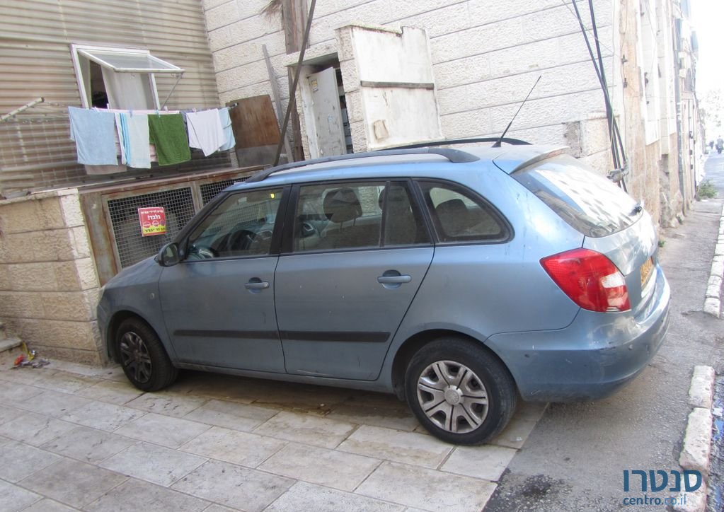 2008' Skoda Fabia סקודה פאביה photo #1