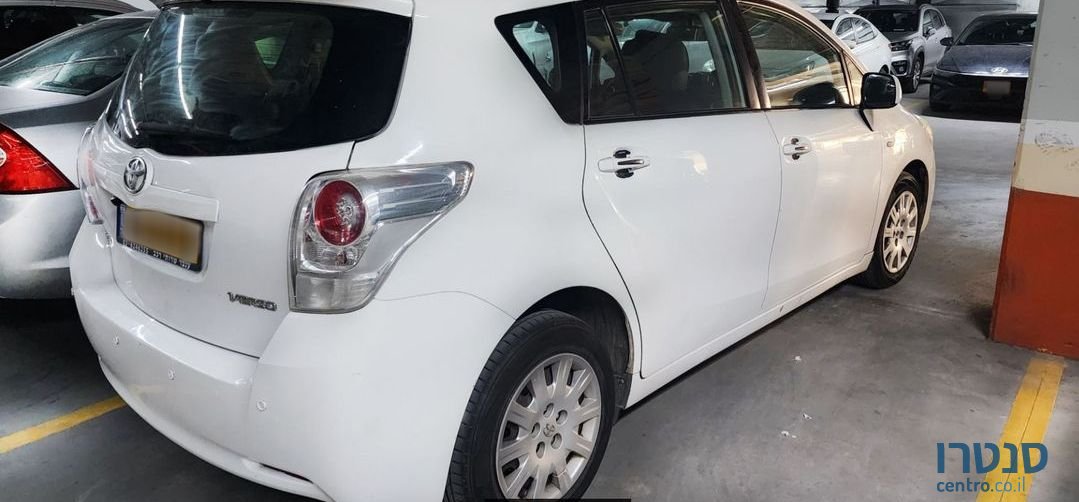 2011' Toyota Verso טויוטה ורסו photo #2