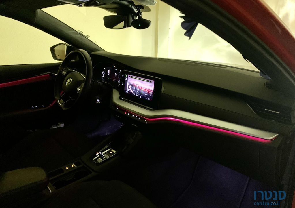 2021' Skoda Octavia סקודה אוקטביה photo #4