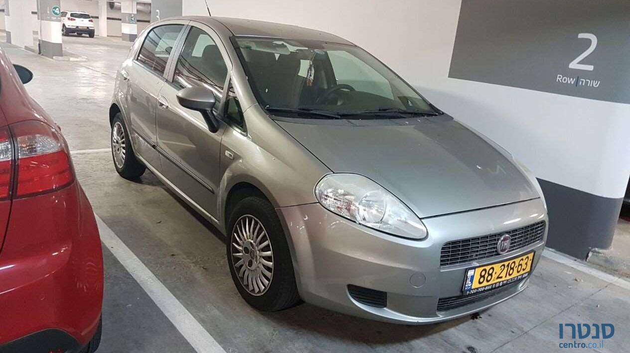 2008' Fiat Punto Grande פיאט פונטו גרנדה photo #1
