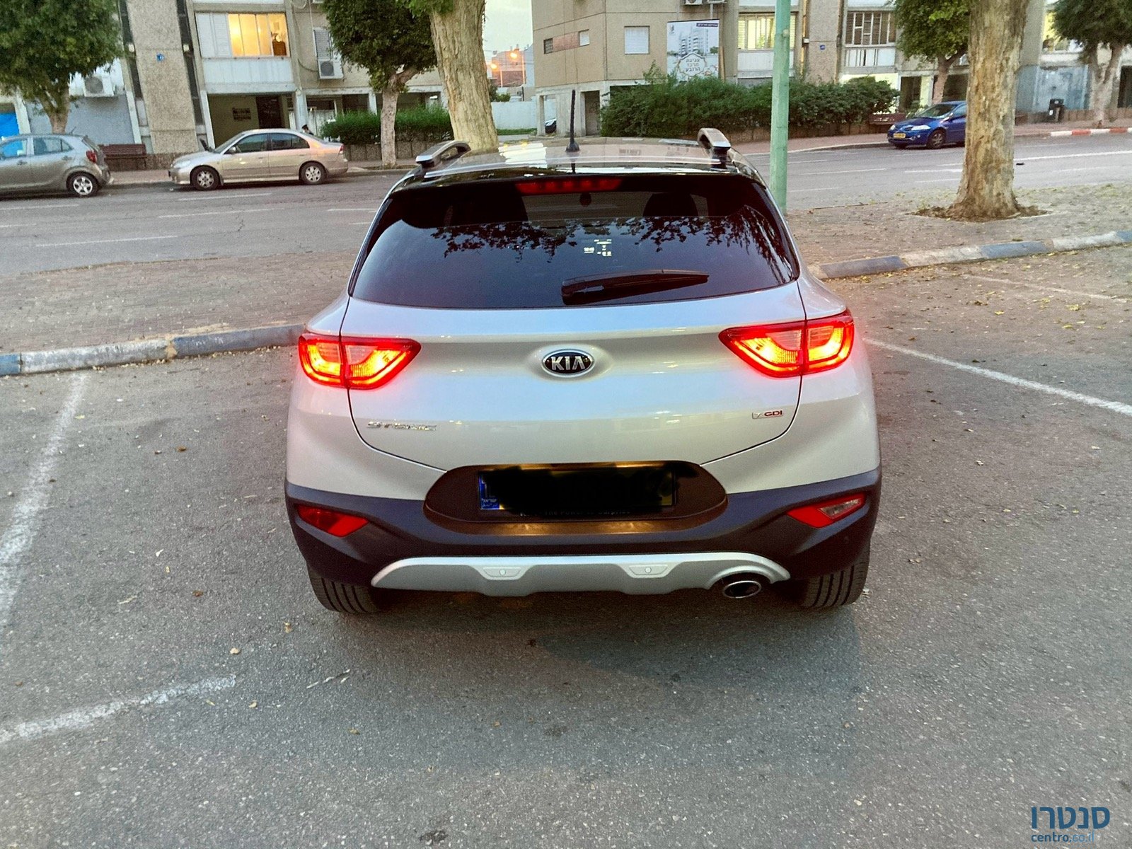 2020' Kia Stonic Premium photo #5