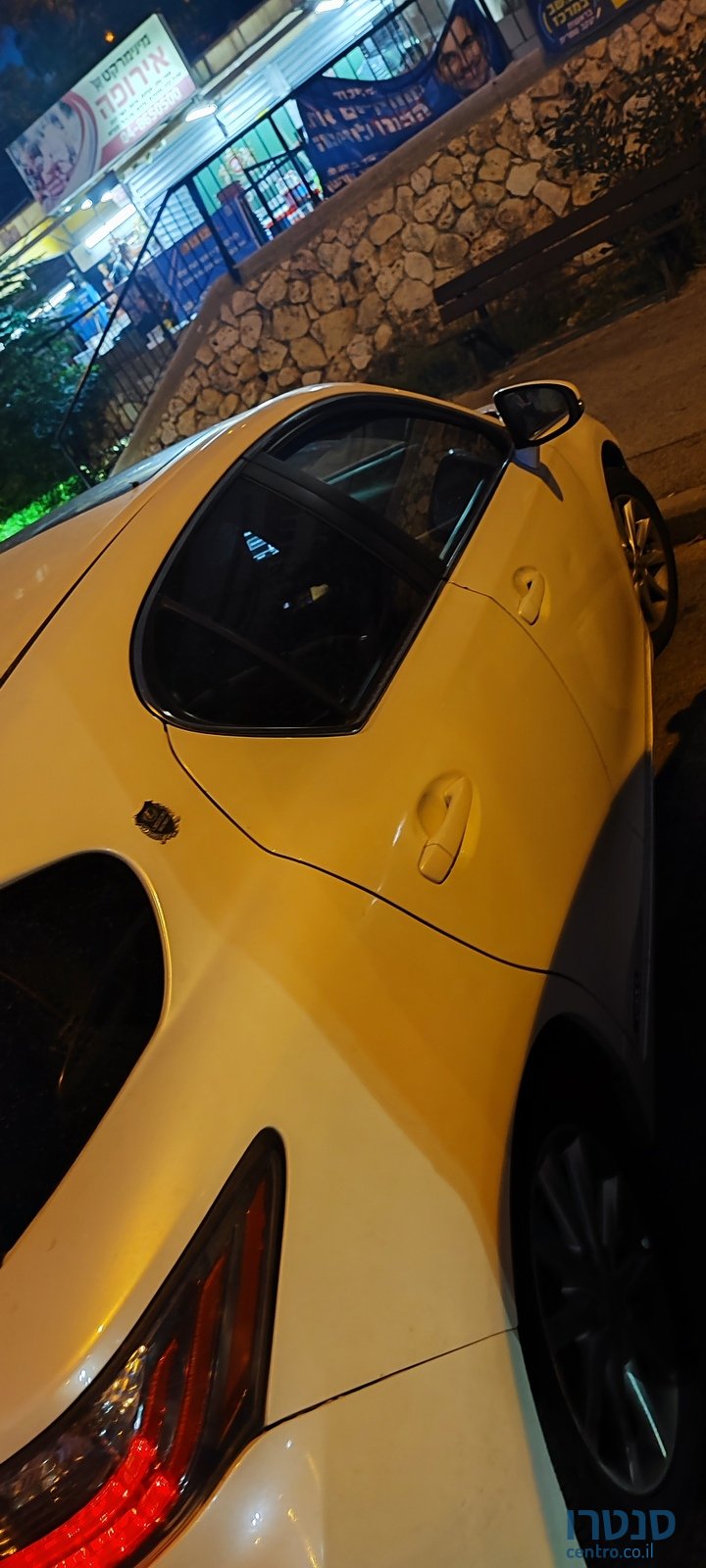 2013' Lexus CT photo #5