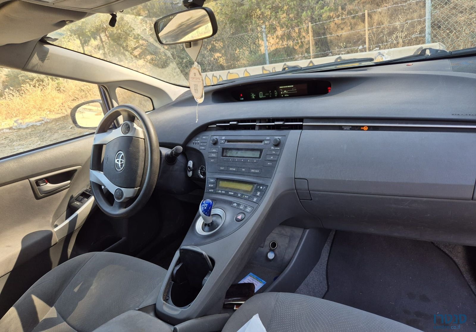 2011' Toyota Prius טויוטה פריוס photo #5