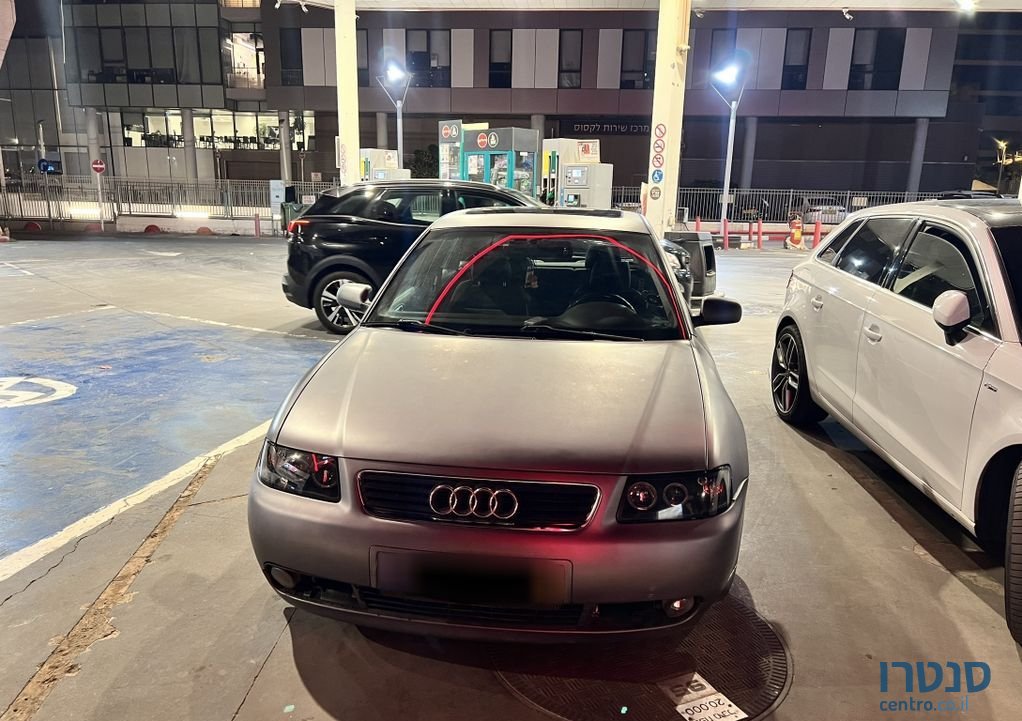 2001' Audi A3 אאודי photo #1