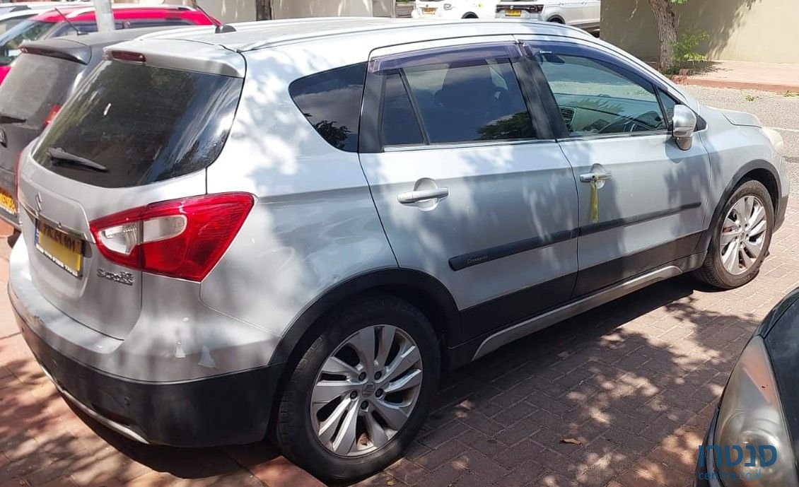 2017' Suzuki SX4 סוזוקי קרוסאובר photo #1