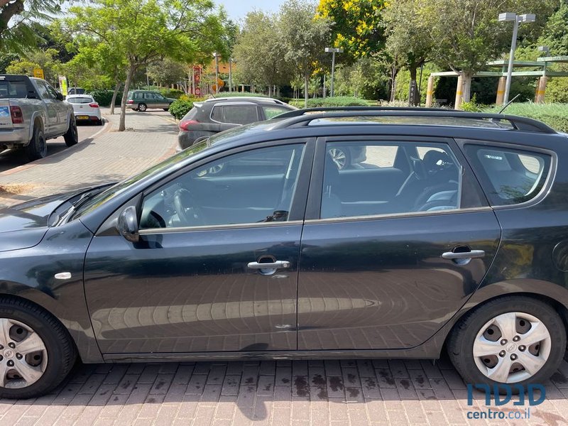 2010' Hyundai I30Cw יונדאי photo #2