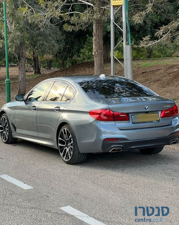 2020' BMW 5 Series ב.מ.וו סדרה 5 photo #3