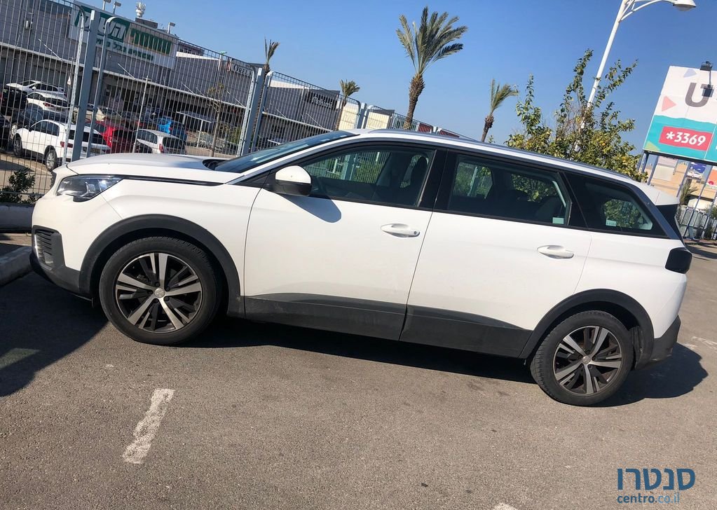2018' Peugeot 5008 פיג'ו photo #3