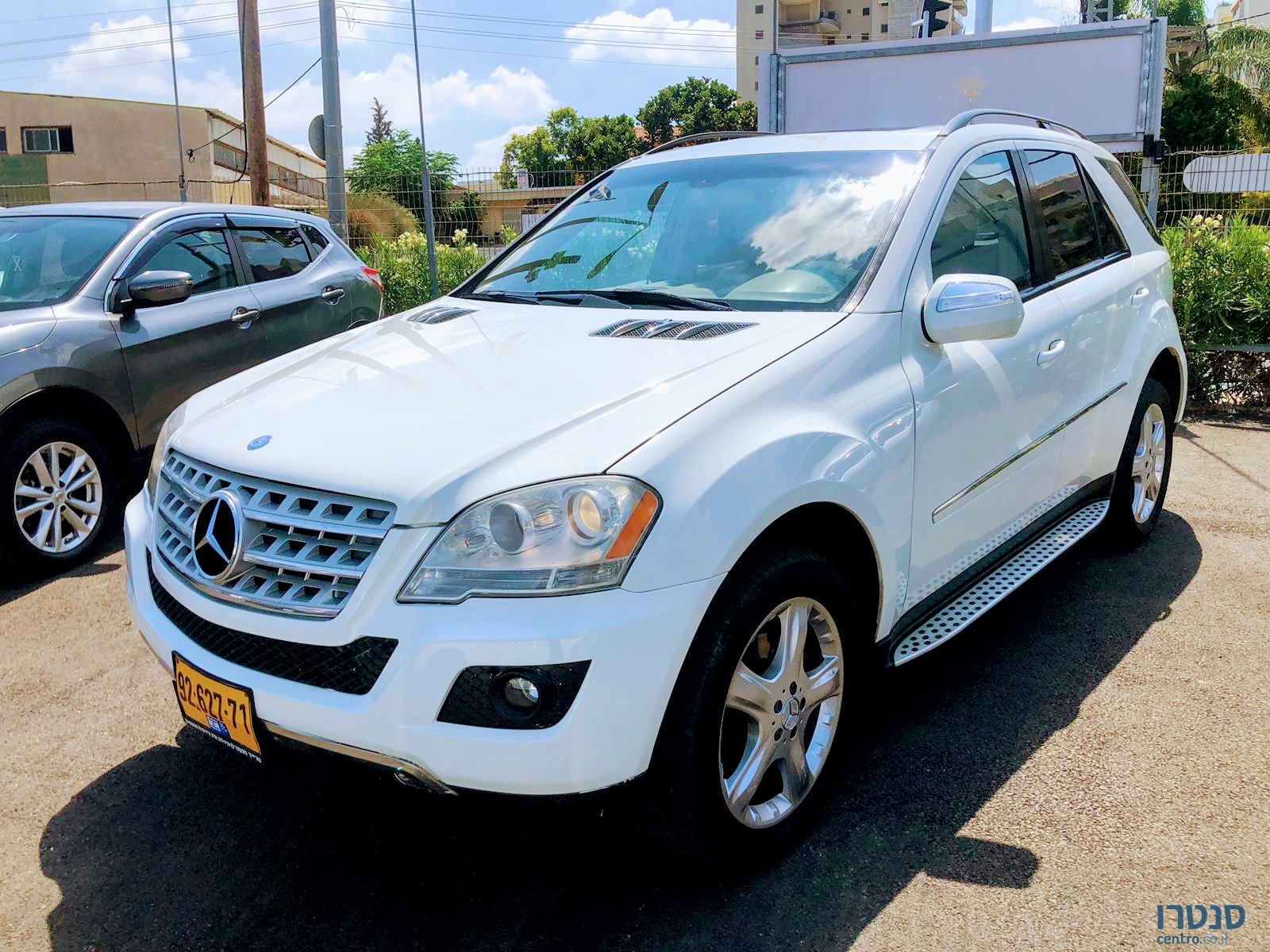 2010' Mercedes-Benz ML 350 photo #1