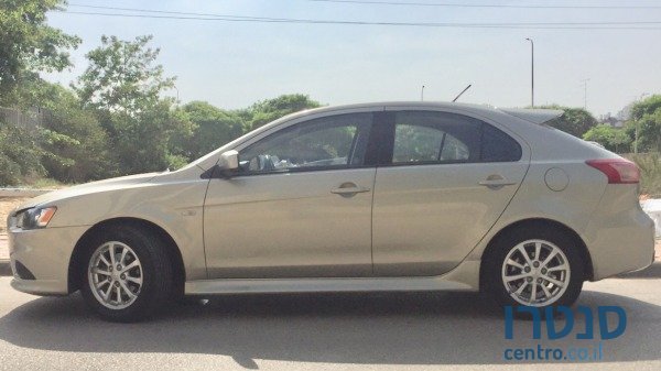 2011' Mitsubishi Lancer photo #1