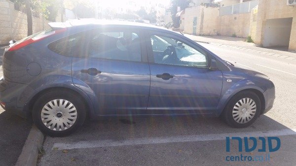 2006' Ford Focus photo #2