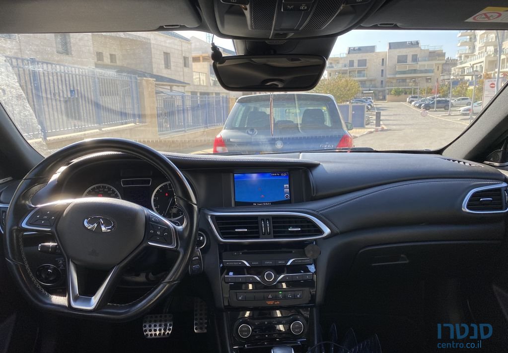 2018' Infiniti Q30 אינפיניטי photo #5