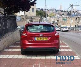 2011' Ford Focus 4/5 דלת' 2000 photo #2