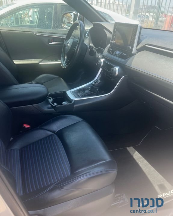 2020' Toyota RAV4 טויוטה photo #1
