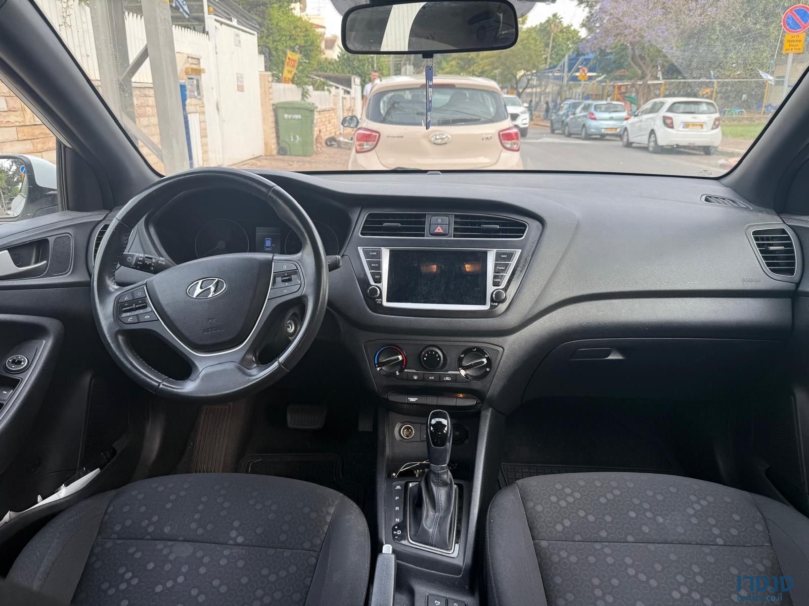 2020' Hyundai i20 יונדאי photo #5