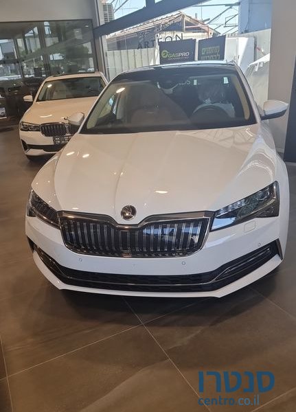 2022' Skoda Superb סקודה סופרב photo #1