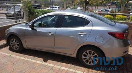 2015' Mazda 2 ספורט photo #1