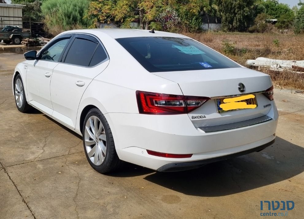 2019' Skoda Superb סקודה סופרב photo #3