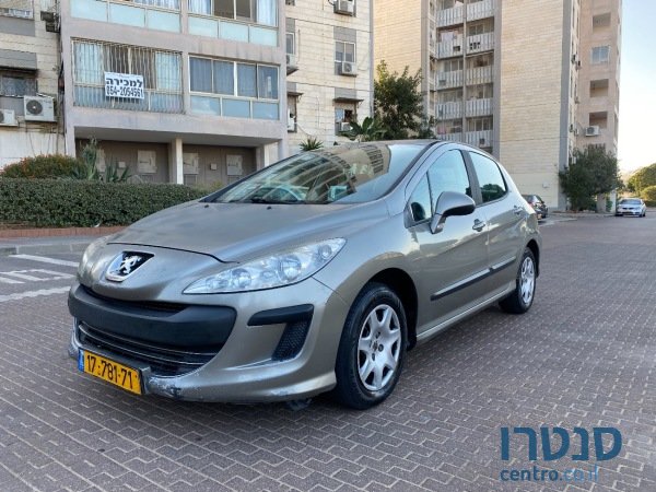 2010' Peugeot 308 photo #1