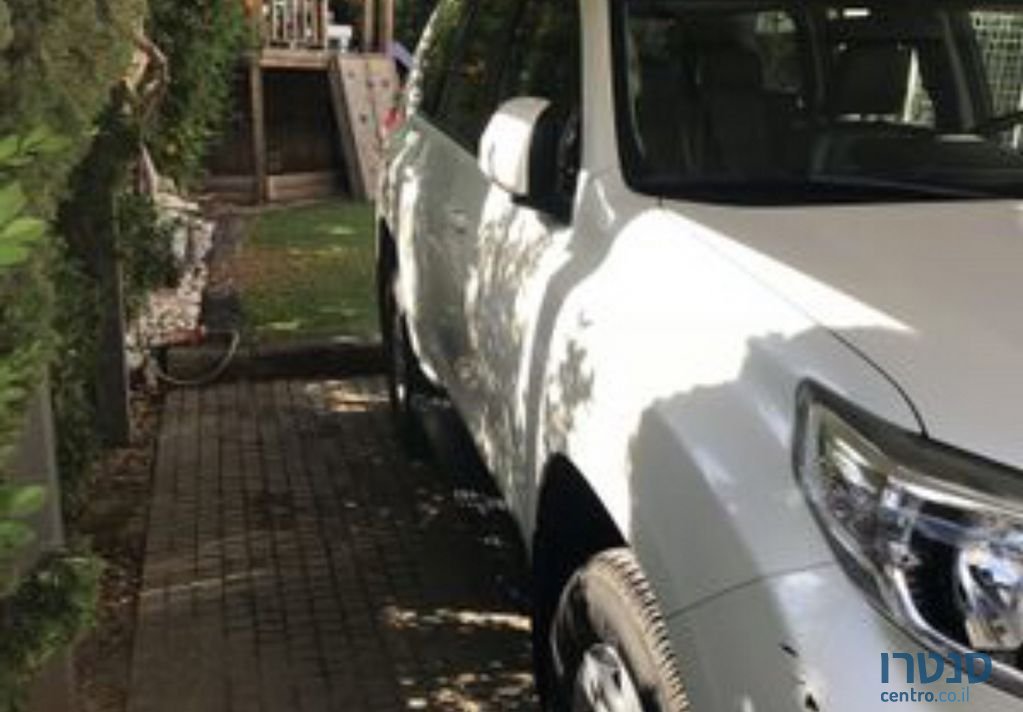 2015' Toyota Land Cruiser טויוטה לנד קרוזר photo #4