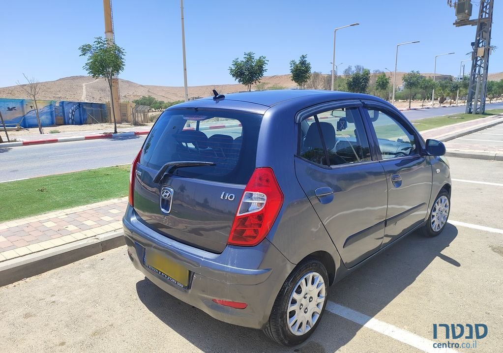 2011' Hyundai i10 יונדאי photo #1