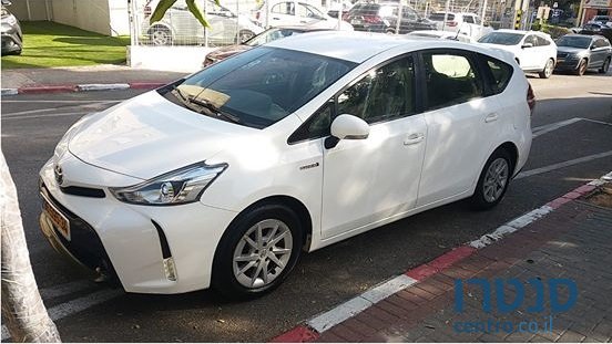 2017' Toyota Prius photo #1