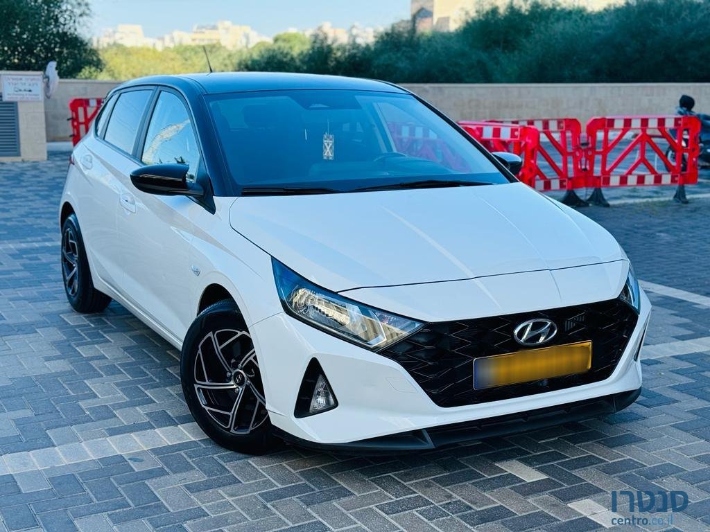 2021' Hyundai i20 photo #5
