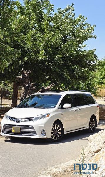 2019' Toyota Sienna טויוטה סיינה photo #5