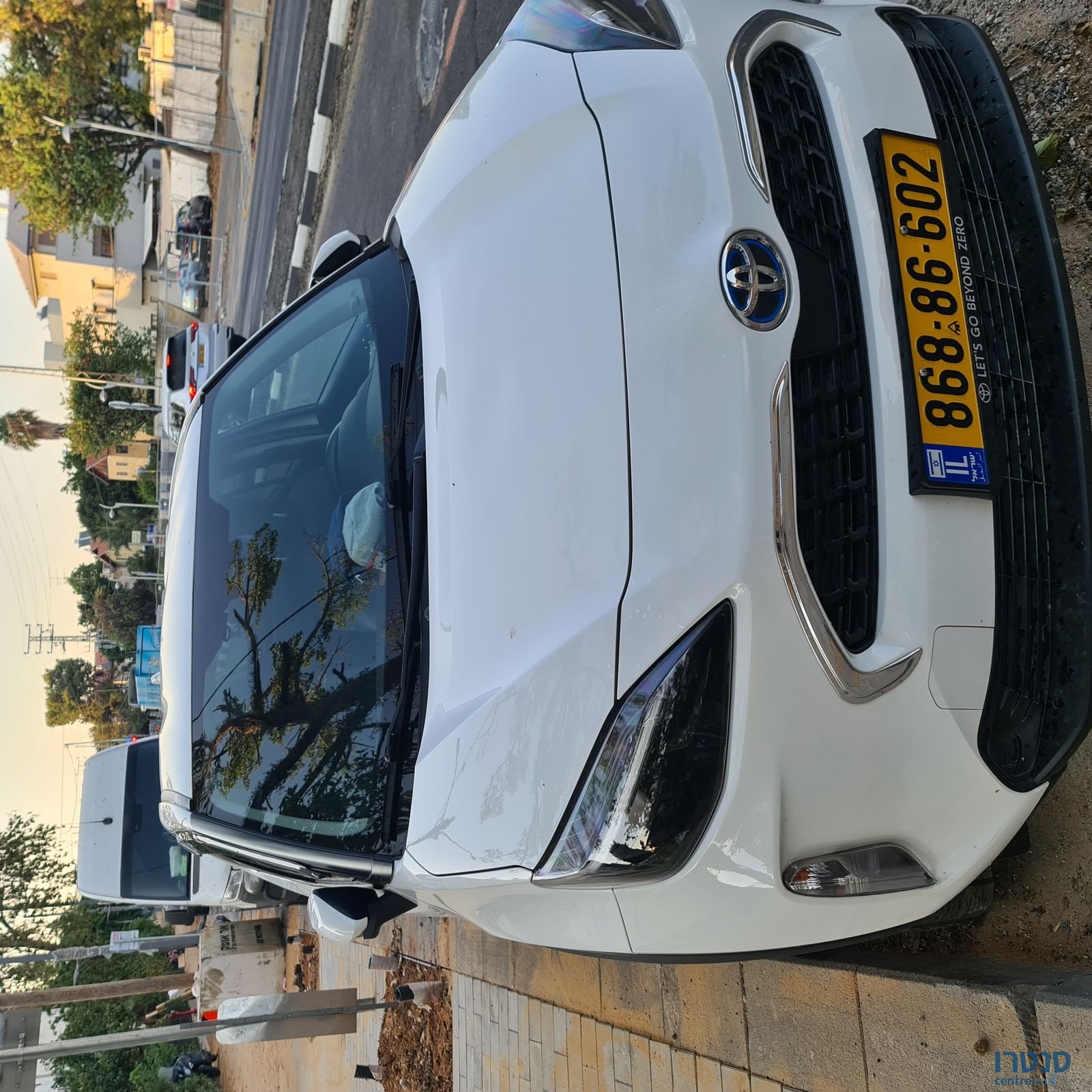 2022' Toyota Yaris טויוטה יאריס photo #1