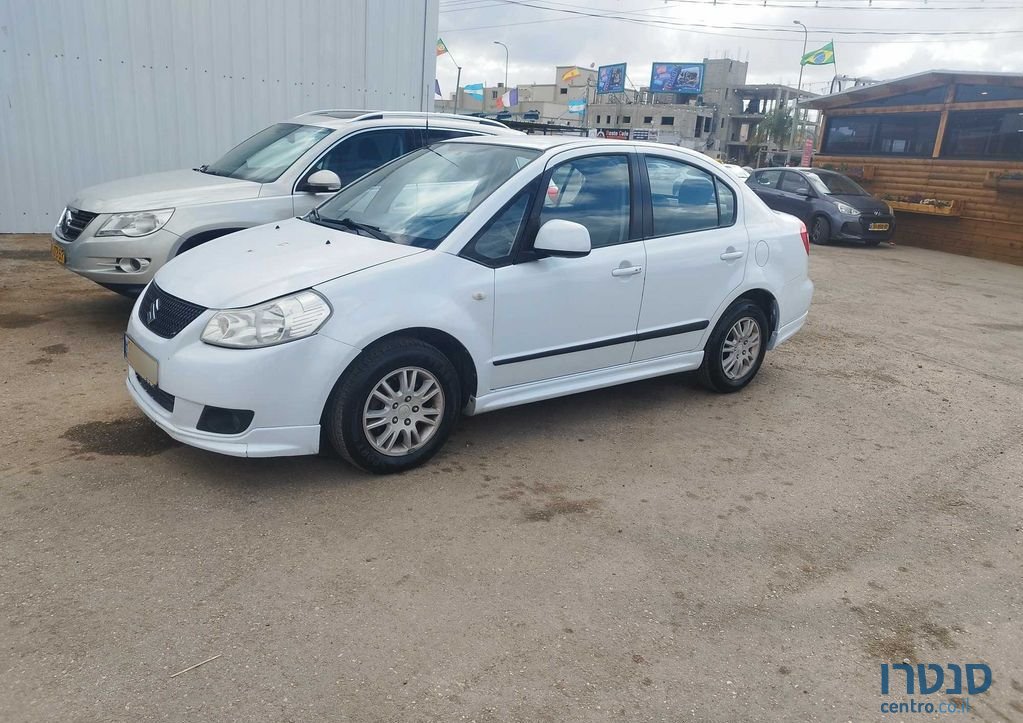 2010' Suzuki SX4 סוזוקי photo #2