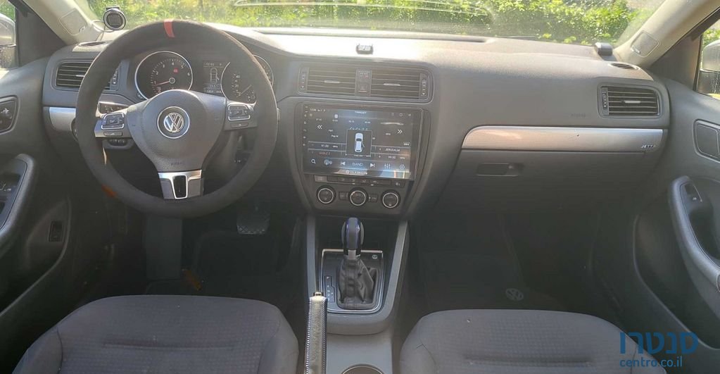 2017' Volkswagen Jetta פולקסווגן ג'טה photo #3