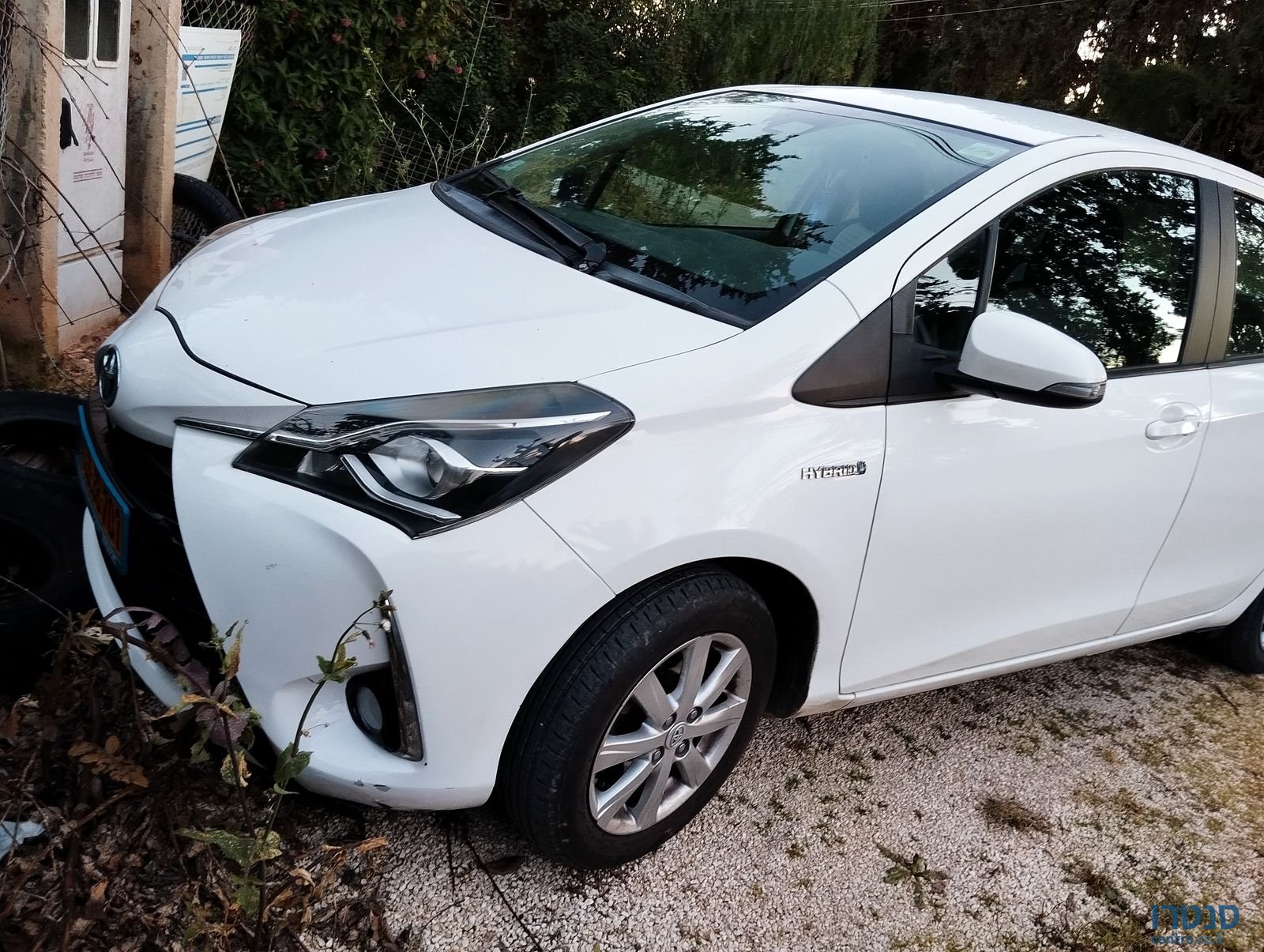 2018' Toyota Yaris טויוטה יאריס photo #3