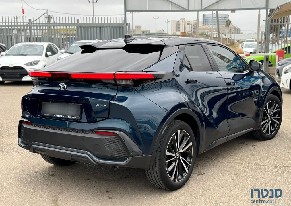 2024' Toyota C-HR טויוטה photo #6