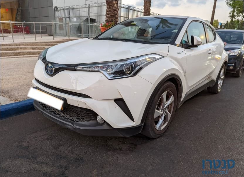 2019' Toyota C-Hr טויוטה photo #3