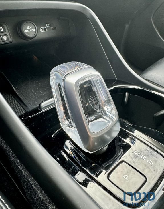 2022' Volvo XC40 וולוו photo #2