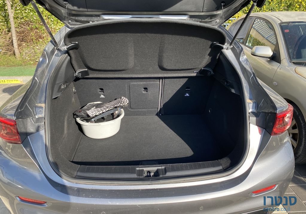 2018' Infiniti Q30 אינפיניטי photo #5