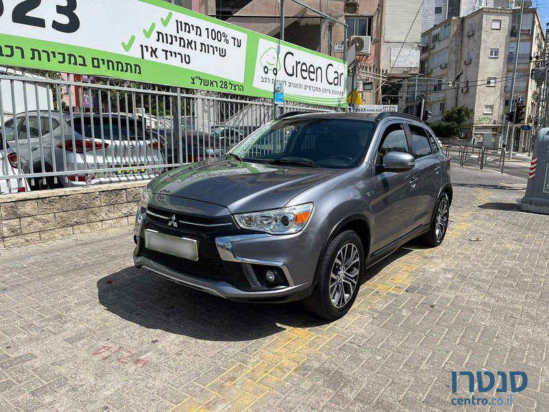 2019' Mitsubishi ASX photo #1