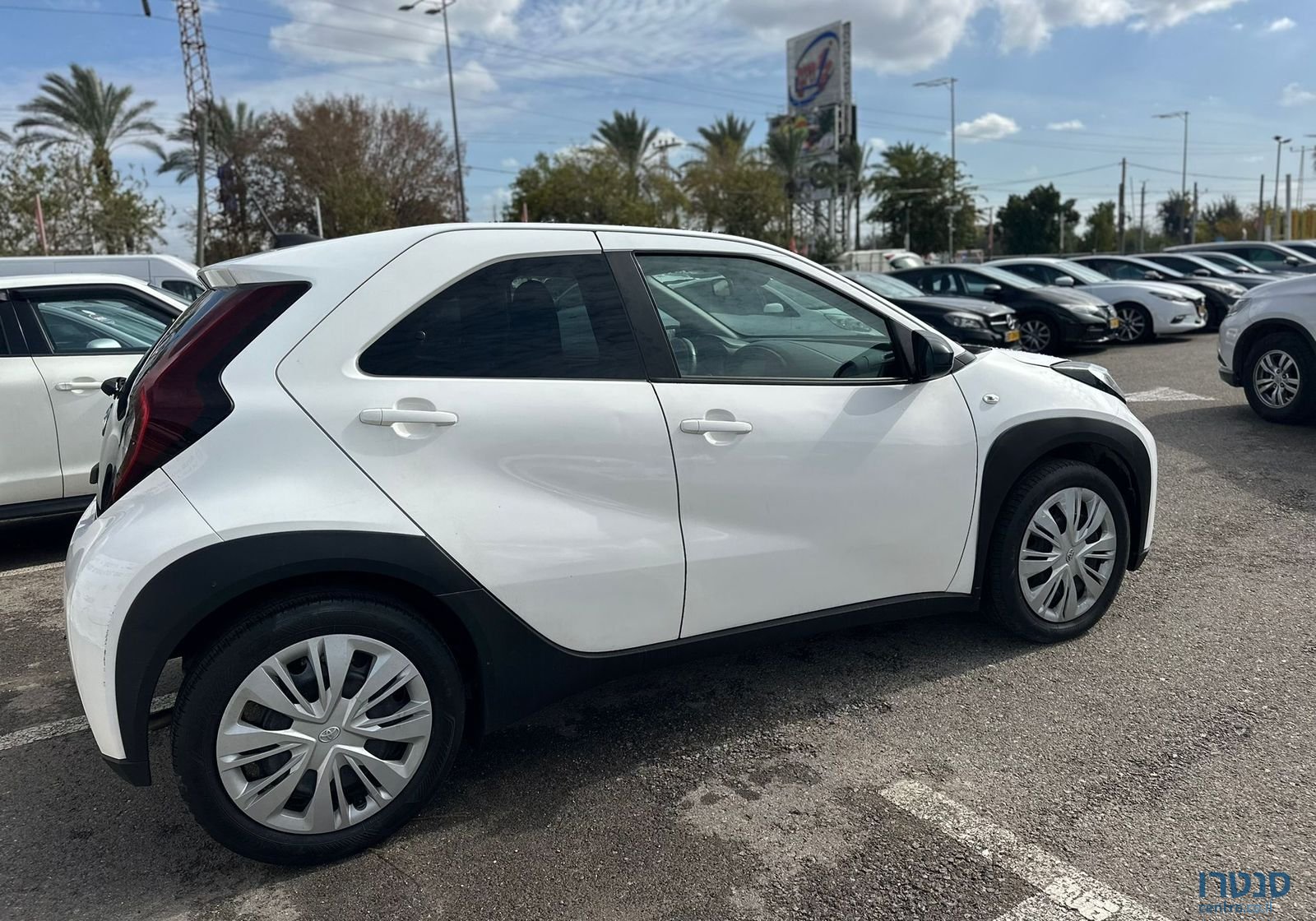 2022' Toyota Aygo X טויוטה אייגו photo #1