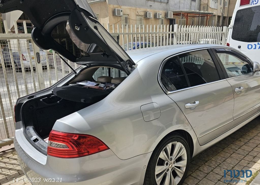 2013' Skoda Superb סקודה סופרב photo #4