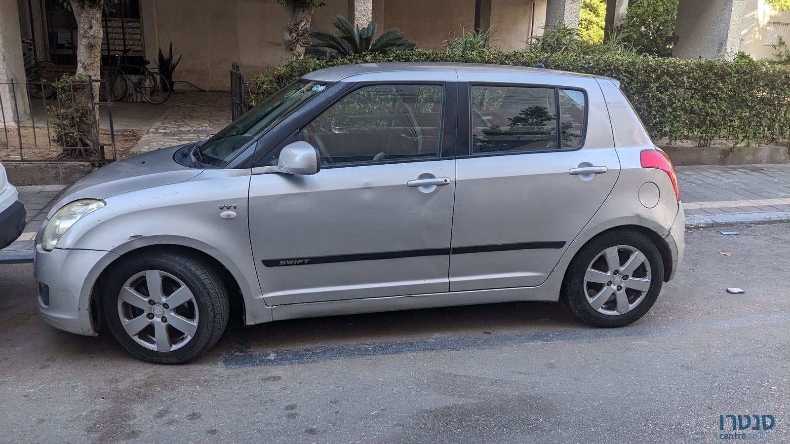 2009' Suzuki Swift סוזוקי סוויפט photo #1
