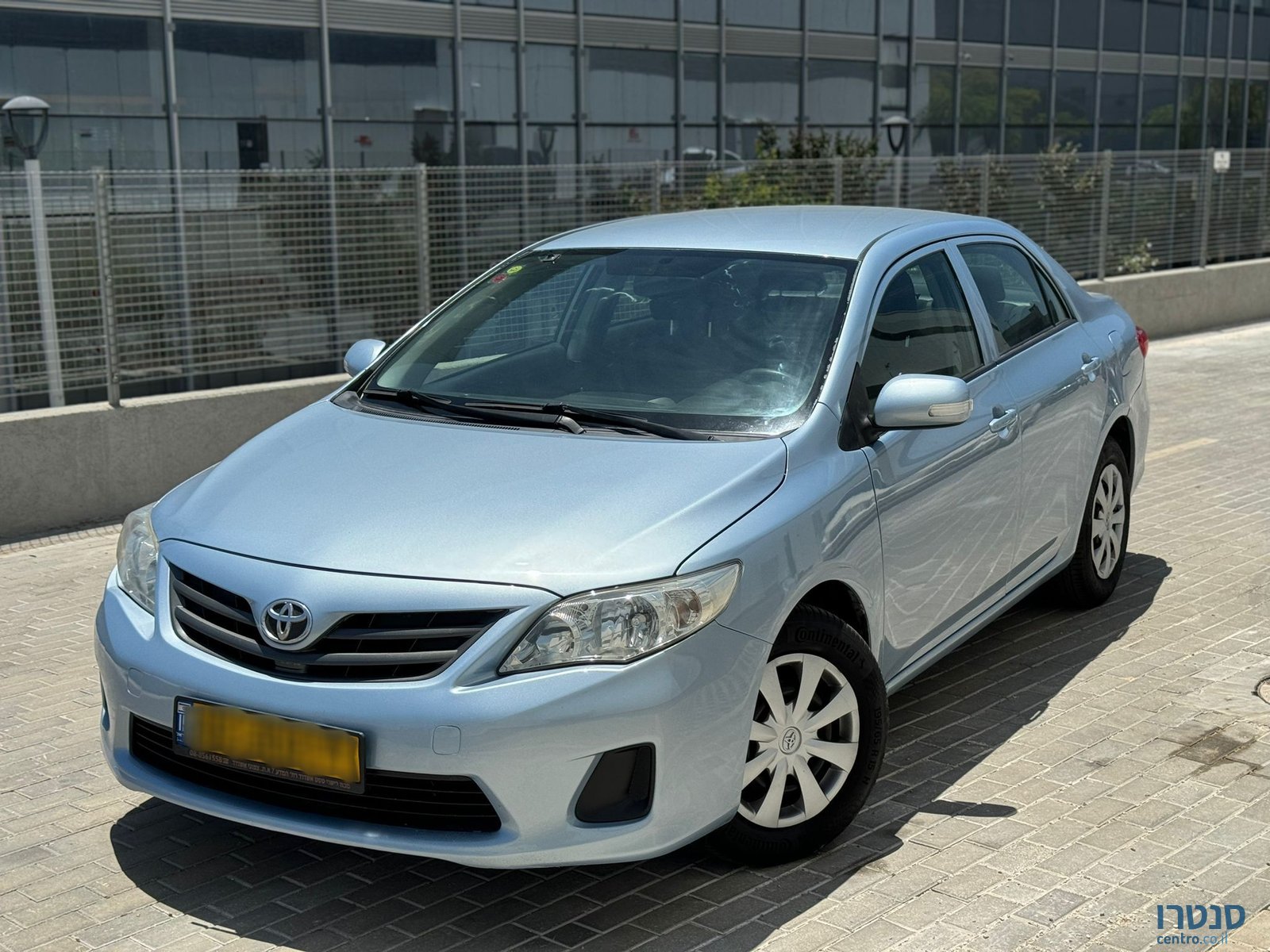 2012' Toyota Corolla photo #4