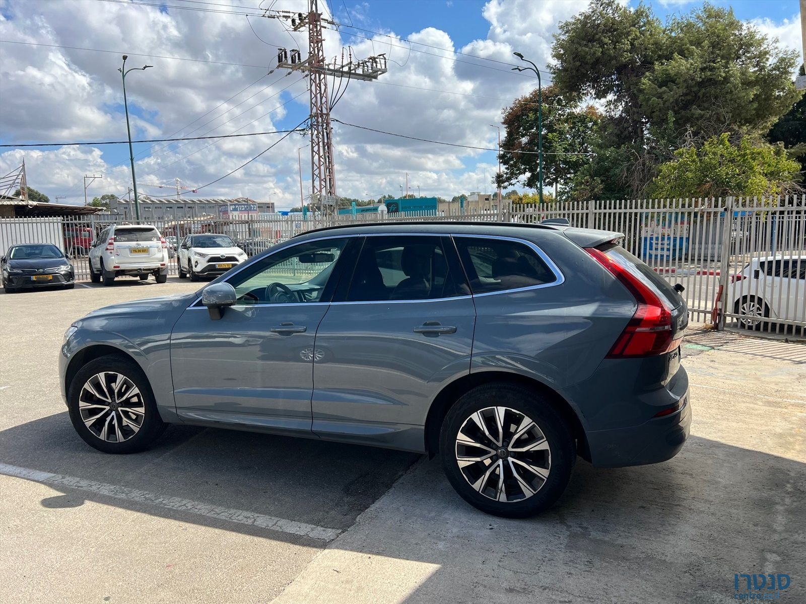 2022' Volvo XC60 וולוו photo #1